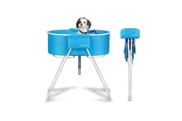 Furesh Little Dipper Elevated Dog Bath Tub in blue with polka dots